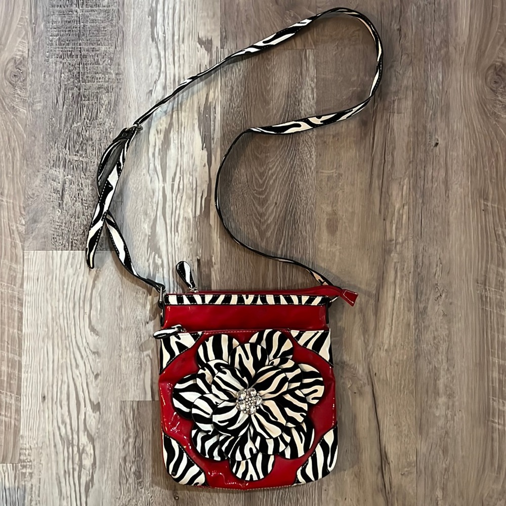 Stunning Red & Zebra Print Purse! Gem